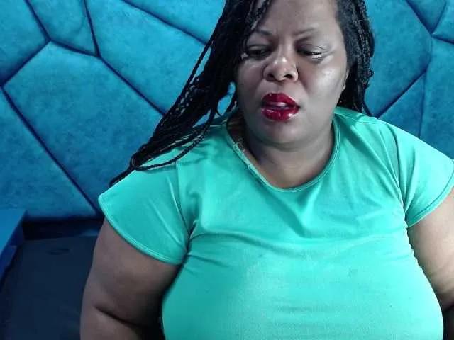 ShantalBBW on BongaCams