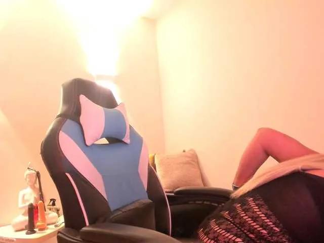 taylor-anastasia on BongaCams