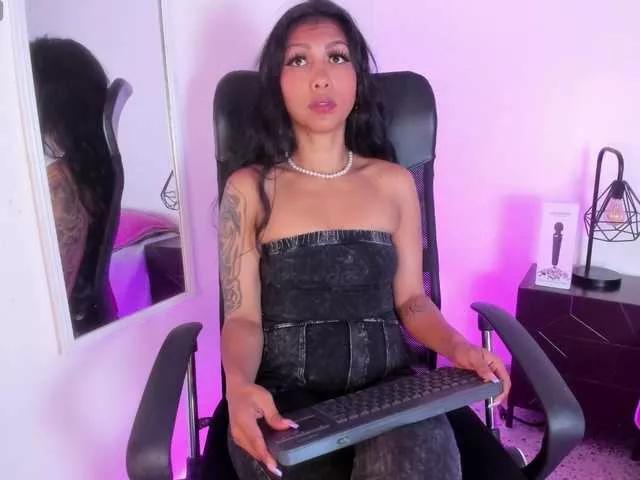 Tracylambo on BongaCams