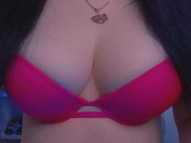 Freechat xcrystalxx on BongaCams