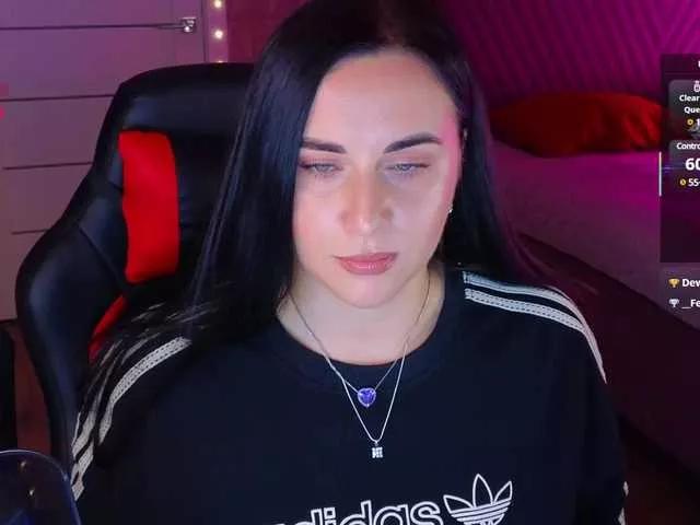 YURIEVNA13 on BongaCams