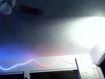 21yearsy0ung9icheshung on Chaturbate