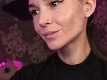 _made_in_hell_ on Chaturbate