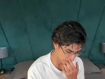 aaron_eze on Chaturbate