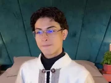 aaron_eze on Chaturbate