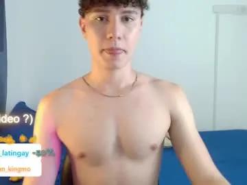 adrian_morelli on Chaturbate