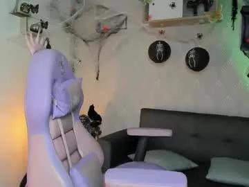 alaia_love77 on Chaturbate