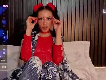 aleja__slav3 on Chaturbate