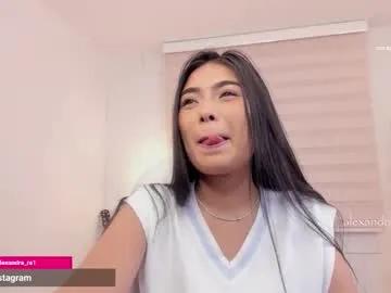 alexandra_ra1 — GOAL: I need orgasm (fuckme daddy) [444 tokens left] #latina #squirt #natural #deepthroat #blowjob