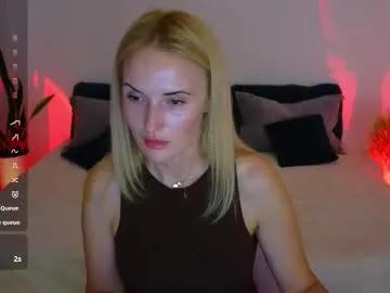 Group alisssarose on Chaturbate