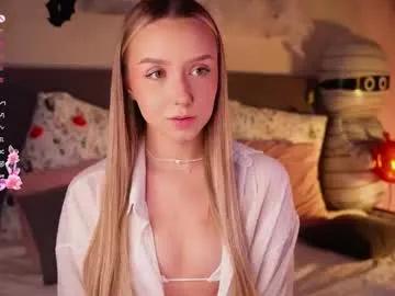 alodiaacomb on Chaturbate