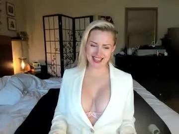 alwaysaffirming — I've missed my sweeties! // Goal: Squirt  [1835 tokens left] // #milf #squirt #muscle #bigboobs #feet