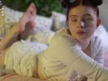 ambershoney on Chaturbate