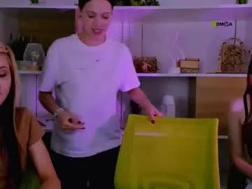 Freechat aria_moo on Chaturbate