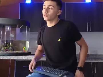 Freechat aron__cooper on Chaturbate
