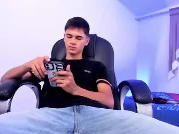 aron_boyy on Chaturbate