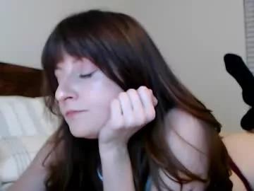 ashleyyylove13 on Chaturbate