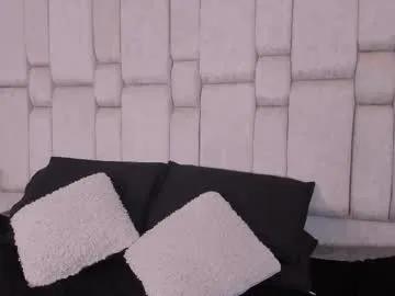 Freechat auroraflowers on Chaturbate