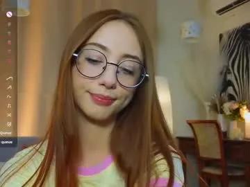 avrillemell on Chaturbate