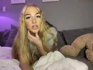 badgrljade on Chaturbate