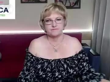 beautiful_lina7 — GOAL: change clothes [29 tokens remaining] I invite you to my sensual world #lovense #nonude #mommy #bigboobs #mature