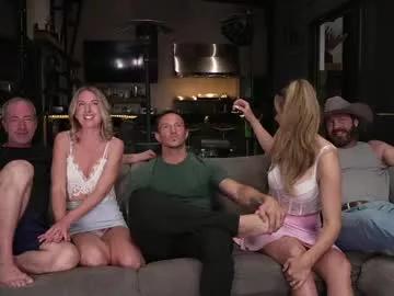 blondefoxsilverfox on Chaturbate