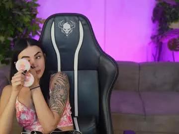 bright_diamonds_054 on Chaturbate