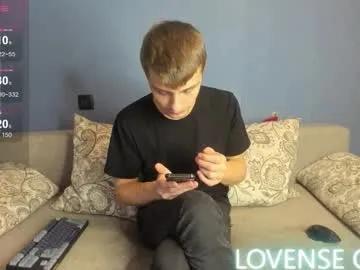 bristlebback on Chaturbate