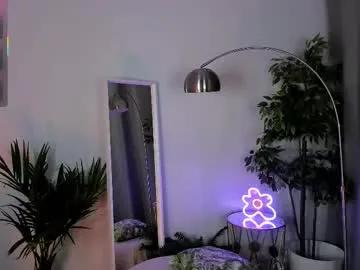 c_moonie_ on Chaturbate