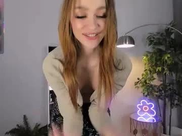 c_moonie_ on Chaturbate
