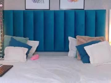 Freechat cheneelllorens on Chaturbate