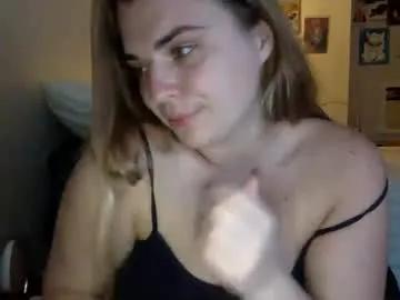 chloesays on Chaturbate