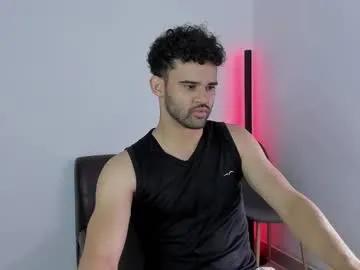 chrisandrew_ on Chaturbate
