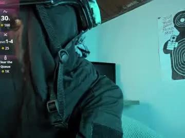 cos_operator on Chaturbate