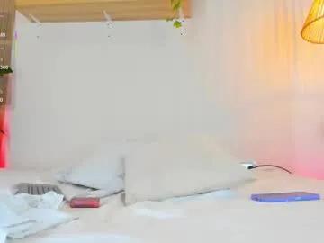 Freechat cristalfoxy_ on Chaturbate