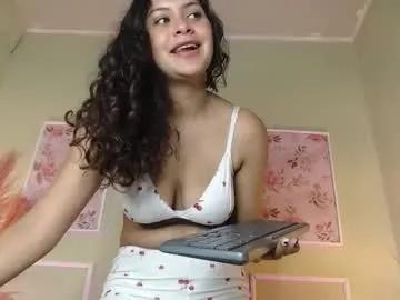 Freechat curlydani on Chaturbate
