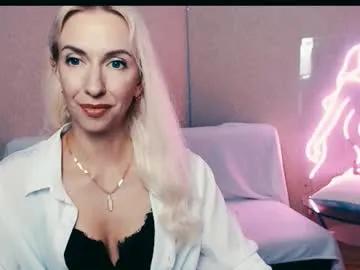 Freechat cute_smile_shy on Chaturbate