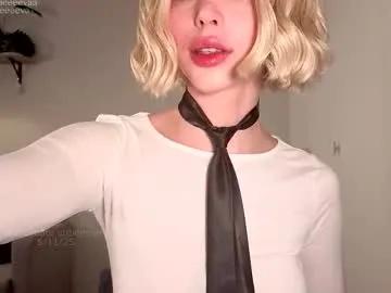 cutieeeeva on Chaturbate