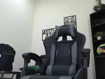 dhamian_wolf_hunter on Chaturbate