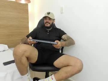 dhamian_wolf_hunter on Chaturbate