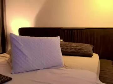 Freechat diagostone on Chaturbate