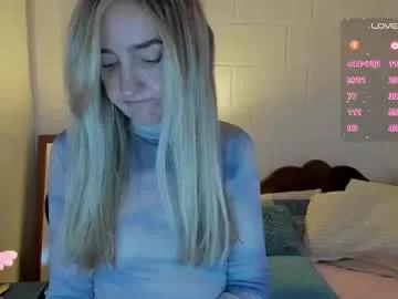 Freechat dulcejulia on Chaturbate