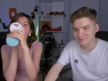 esma_shine on Chaturbate