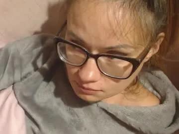 flowercandydoll13 on Chaturbate
