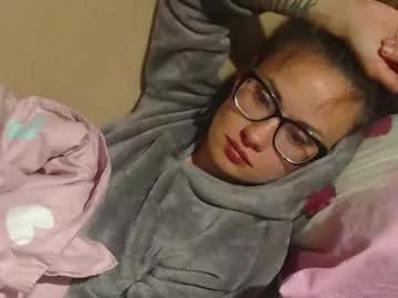 flowercandydoll13 on Chaturbate