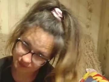 flowercandydoll13 on Chaturbate