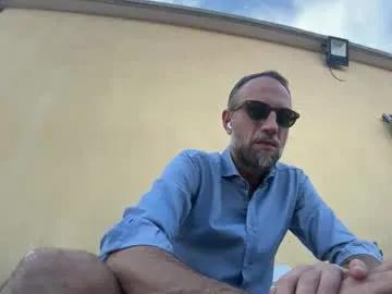 fra___ on Chaturbate