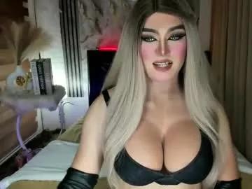 freya_lovestocum on Chaturbate