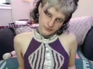 Freechat friskyflowers on Chaturbate