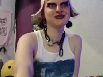 Freechat friskyflowers on Chaturbate